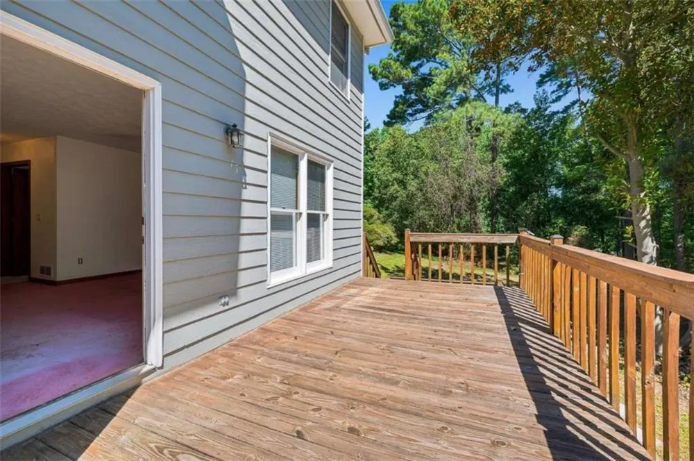 558 Auburn Road Auburn, GA 30011