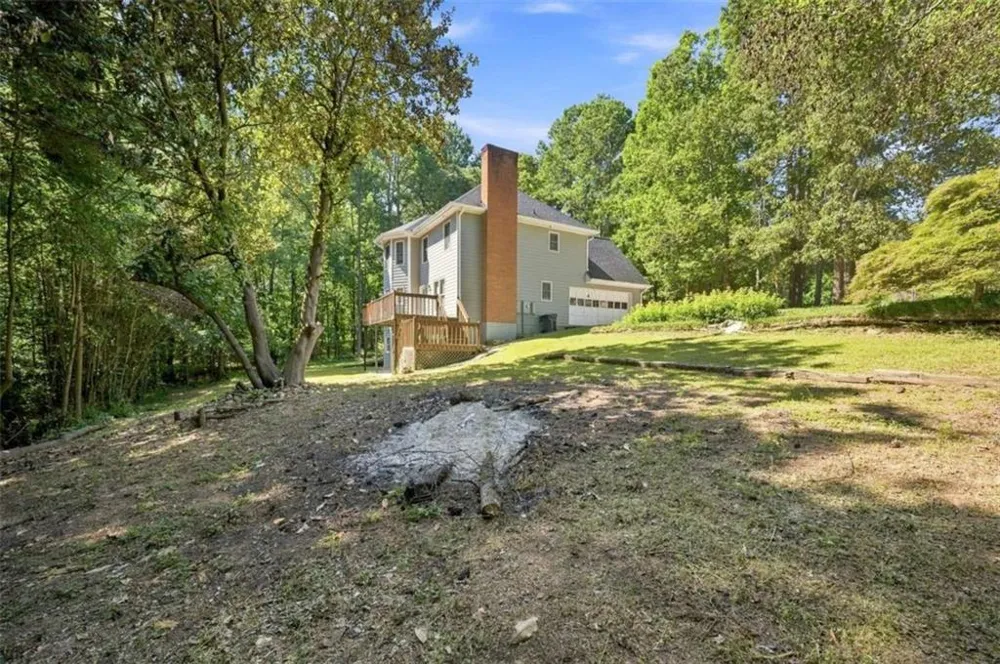 558 Auburn Road Auburn, GA 30011