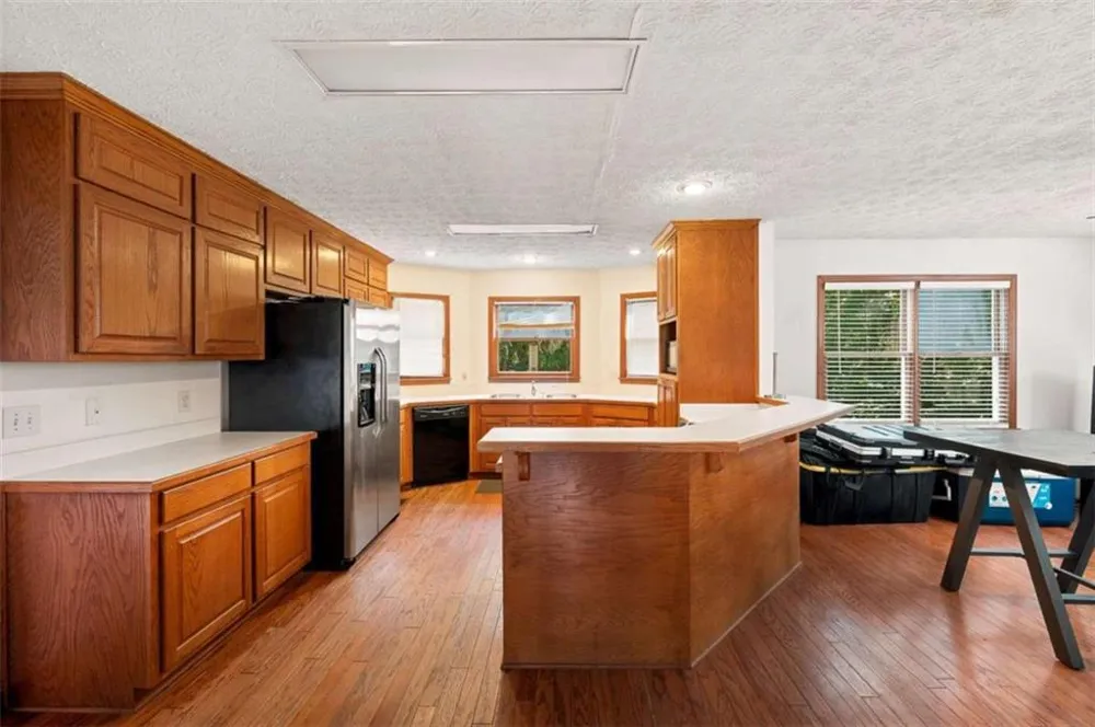 558 Auburn Road Auburn, GA 30011