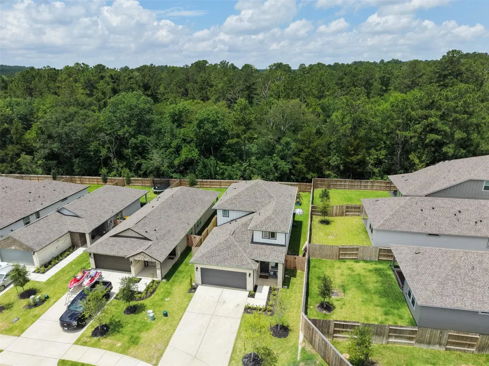 18757 Timber Glen Drive Conroe, TX 77316
