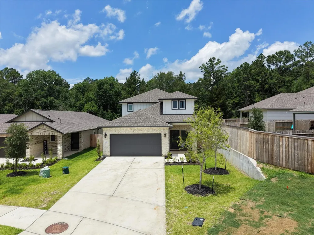18757 Timber Glen Drive Conroe, TX 77316