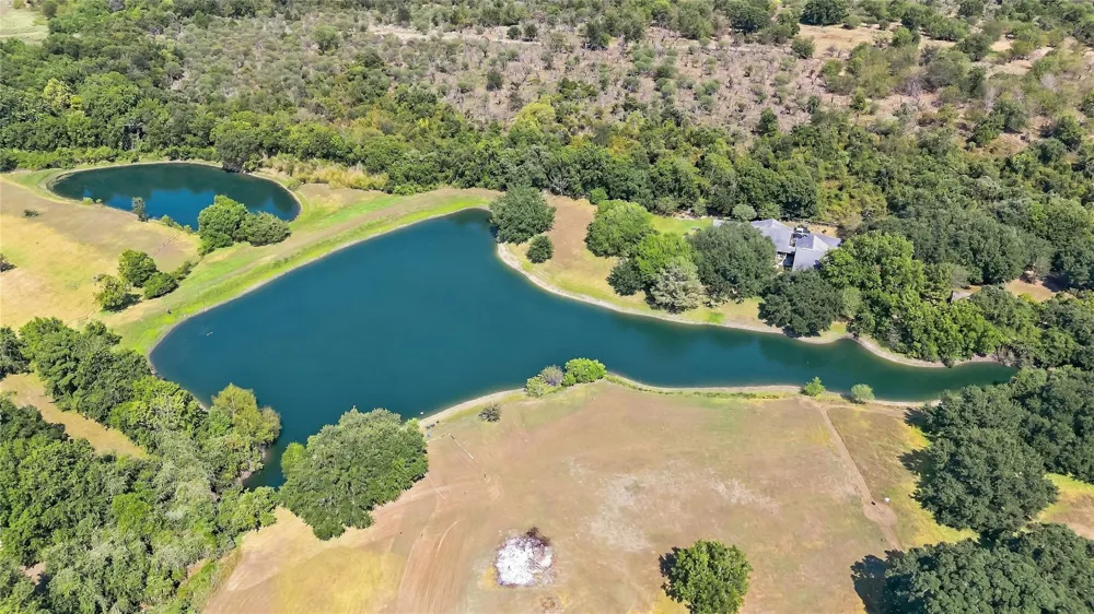 3447 Azalea Street Brenham, TX 77833