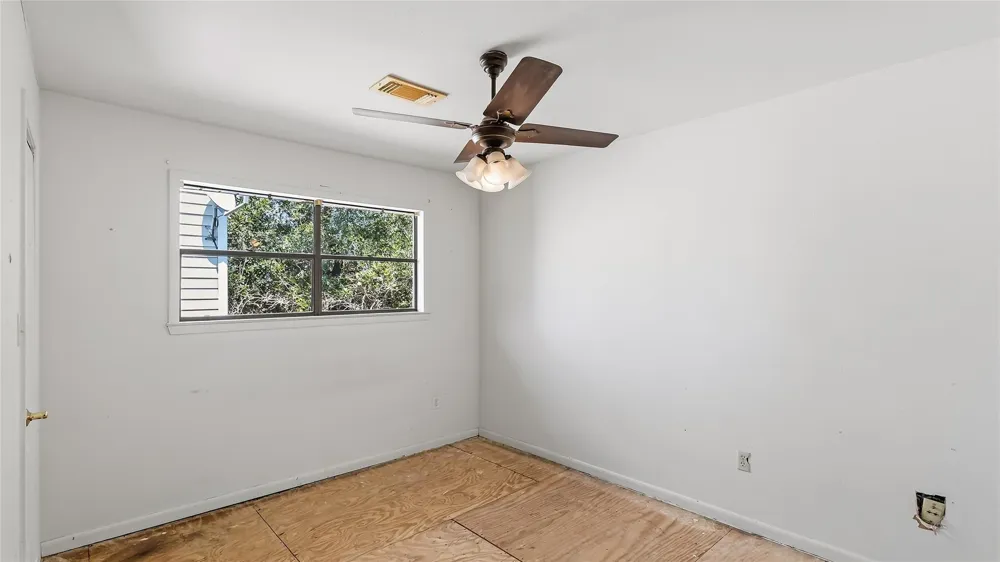 3447 Azalea Street Brenham, TX 77833