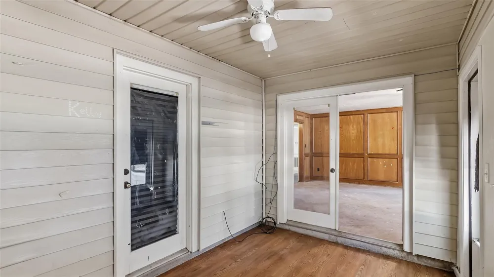 3447 Azalea Street Brenham, TX 77833