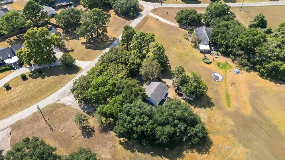 3447 Azalea Street Brenham, TX 77833