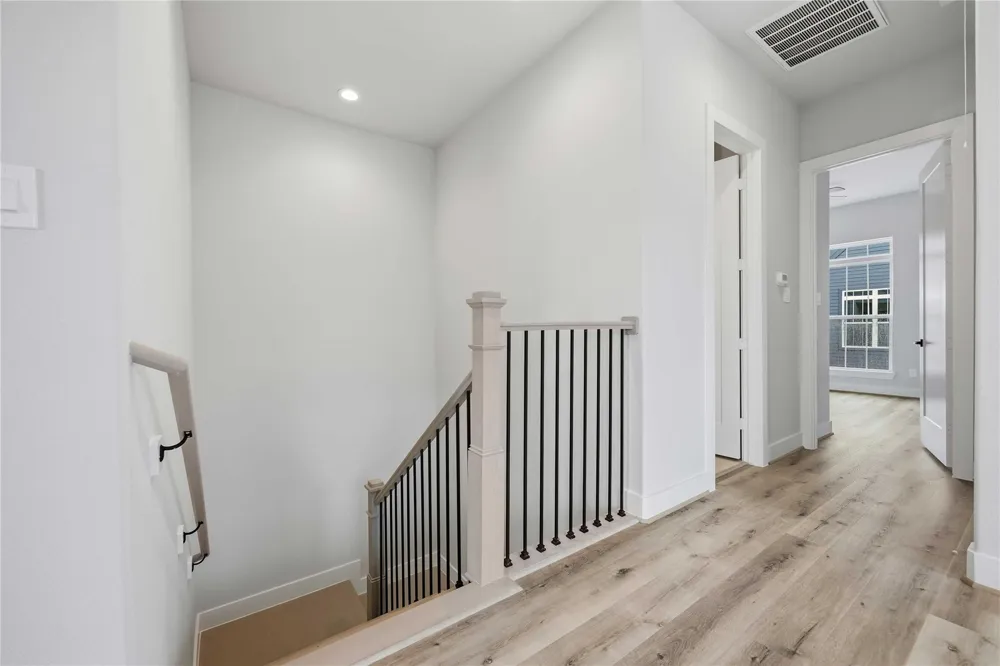 6107 De Campo Street Houston, TX 77091