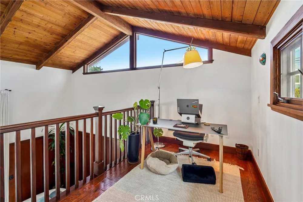 1732 Poinsettia Avenue Manhattan Beach, CA 90266