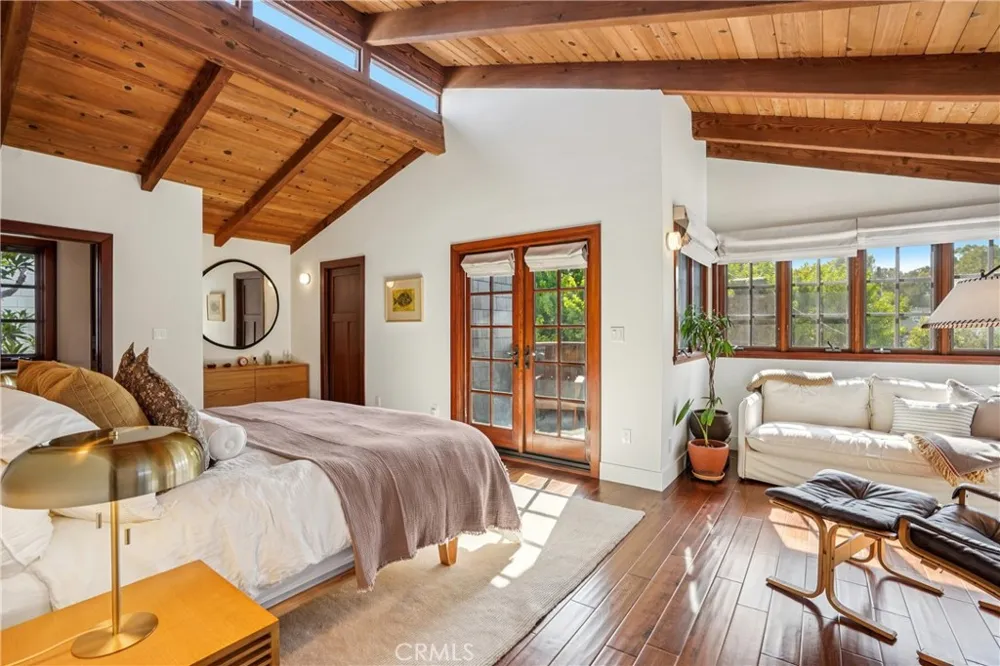1732 Poinsettia Avenue Manhattan Beach, CA 90266