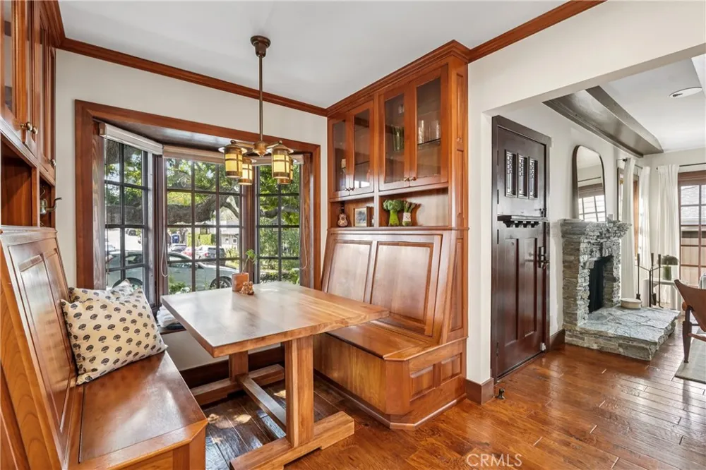 1732 Poinsettia Avenue Manhattan Beach, CA 90266