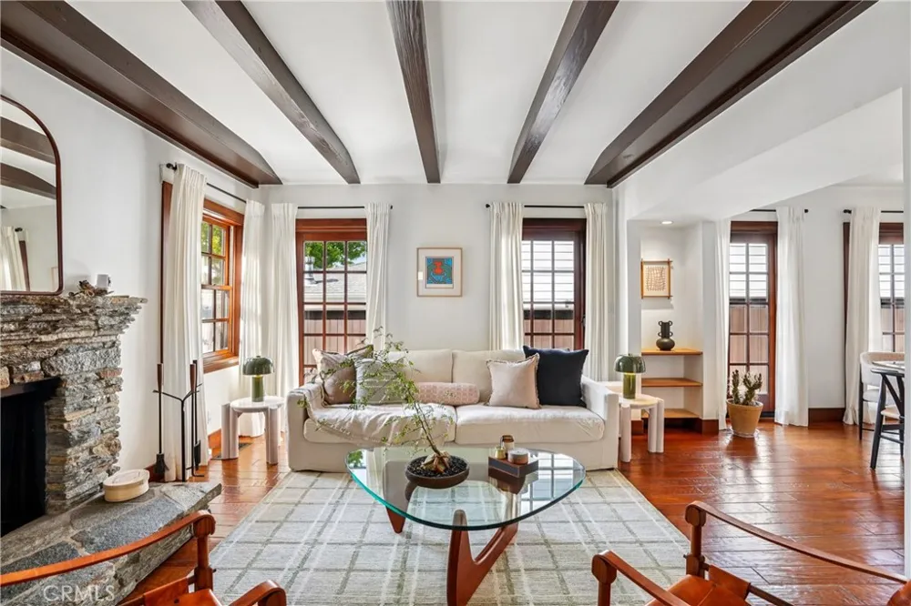 1732 Poinsettia Avenue Manhattan Beach, CA 90266