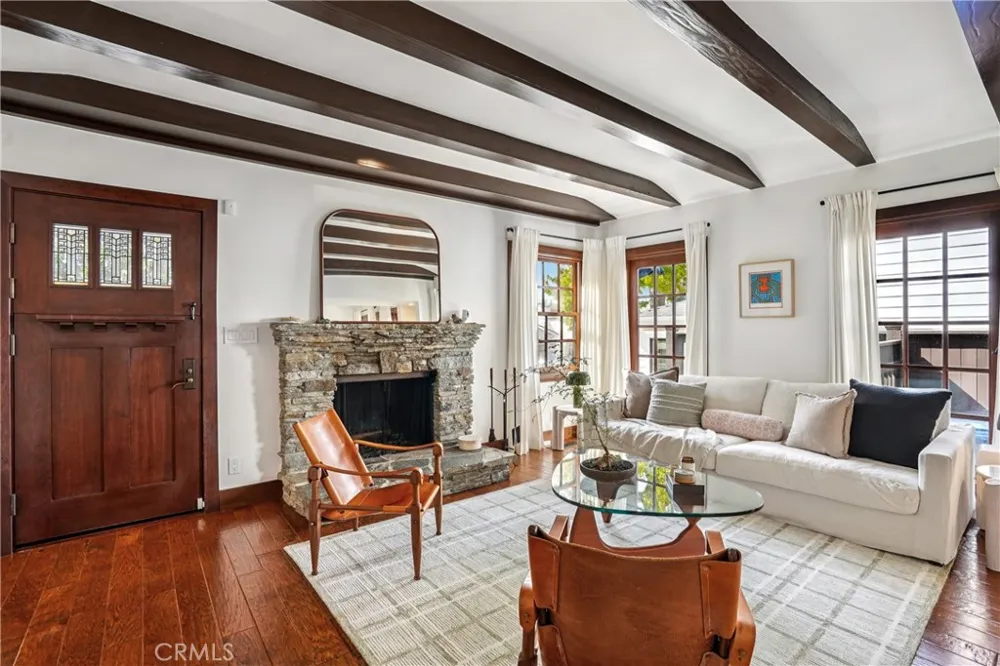 1732 Poinsettia Avenue Manhattan Beach, CA 90266