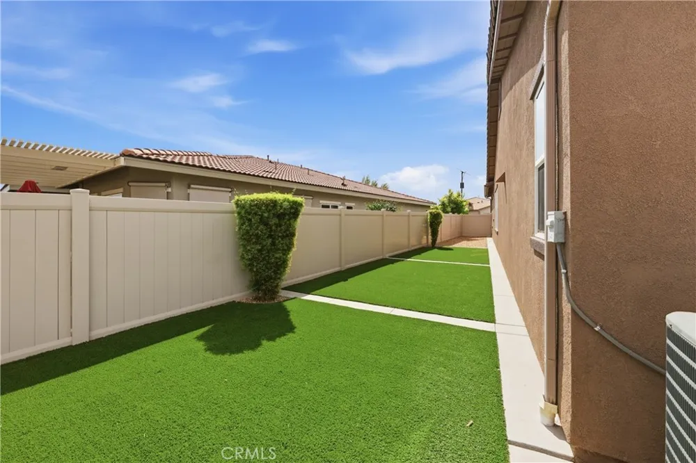 1564 Rio Grande Beaumont, CA 92223