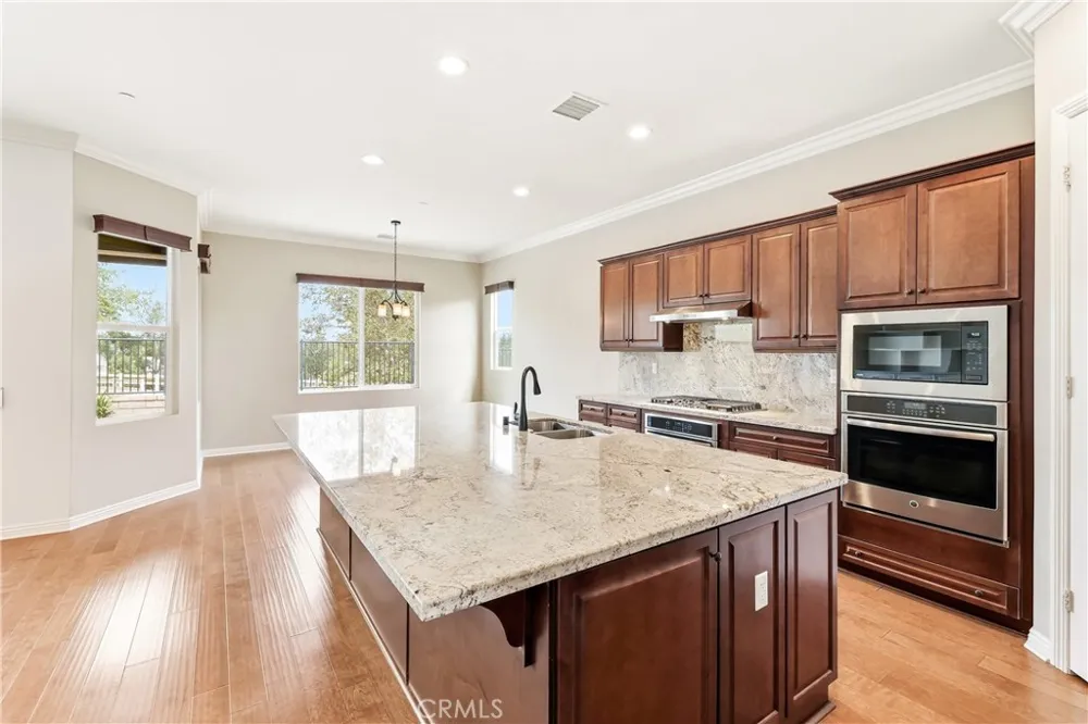 1564 Rio Grande Beaumont, CA 92223