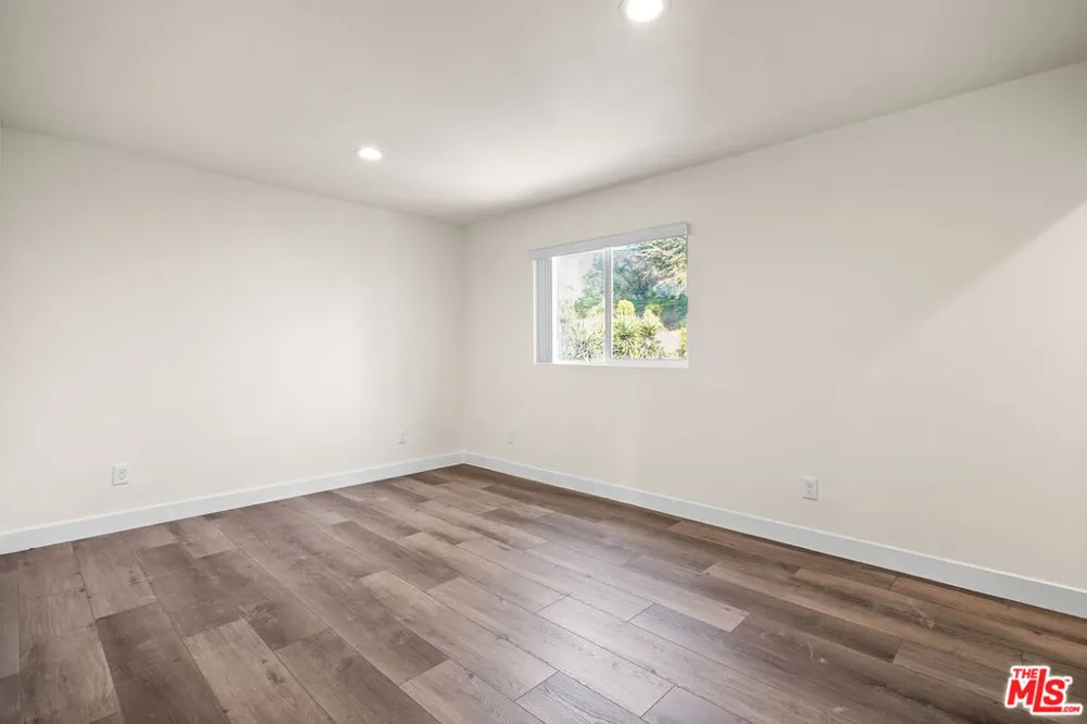2527 Hauser Boulevard #A Los Angeles, CA 90016