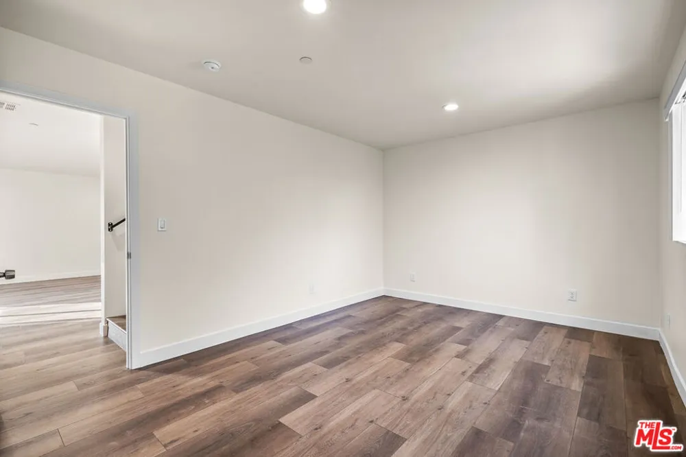 2527 Hauser Boulevard #A Los Angeles, CA 90016