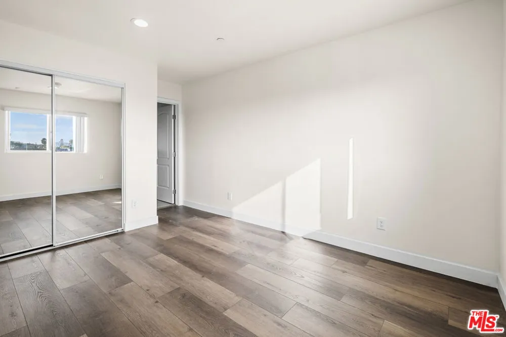 2527 Hauser Boulevard #A Los Angeles, CA 90016