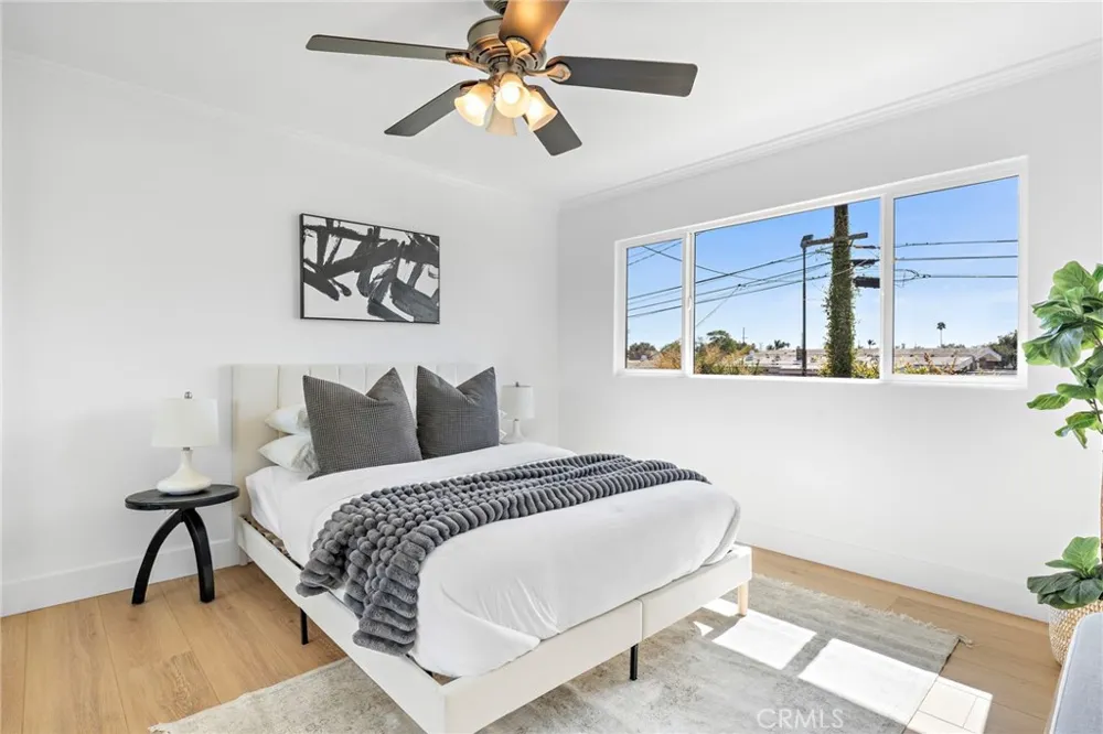 21891 Starfire Huntington Beach, CA 92646
