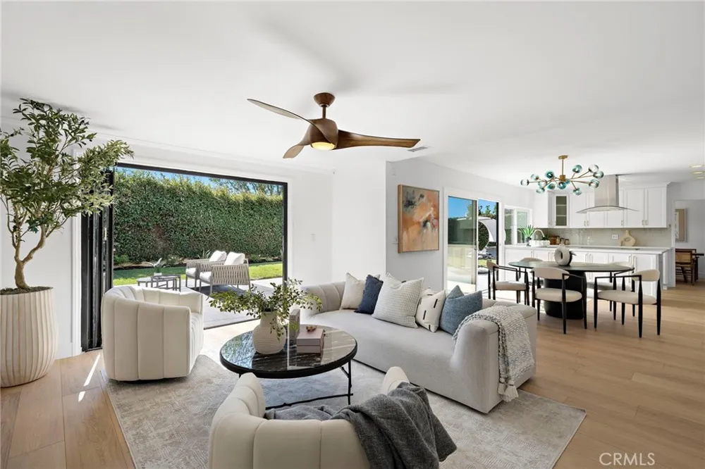 21891 Starfire Huntington Beach, CA 92646