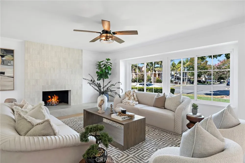 21891 Starfire Huntington Beach, CA 92646