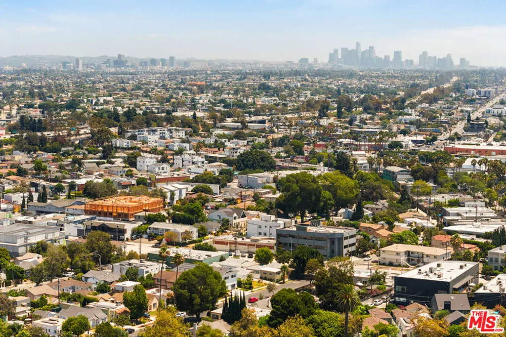 8511 Melvil Street Los Angeles, CA 90034