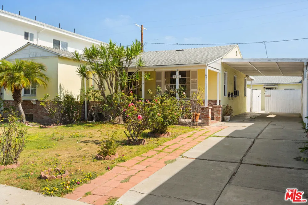 8511 Melvil Street Los Angeles, CA 90034