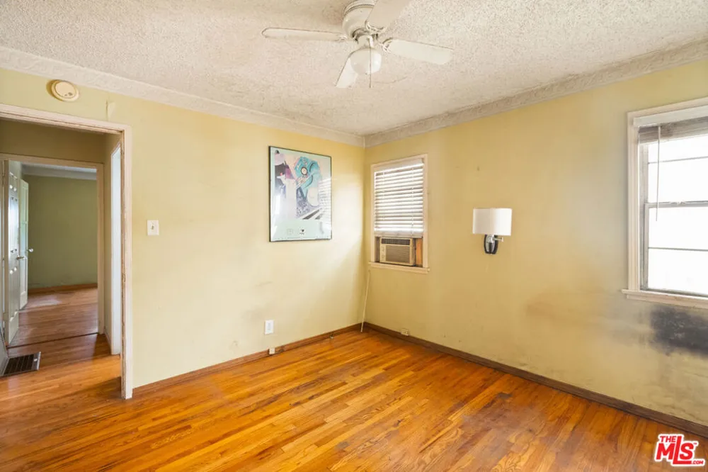 8511 Melvil Street Los Angeles, CA 90034