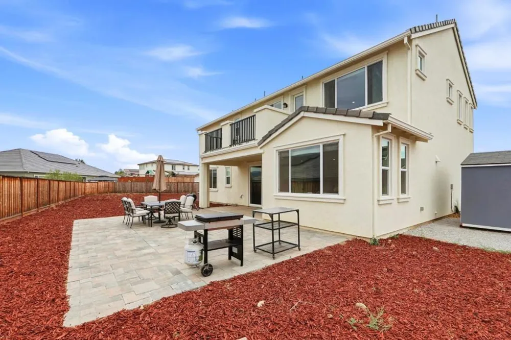 423 Brendan Court Hollister, CA 95023