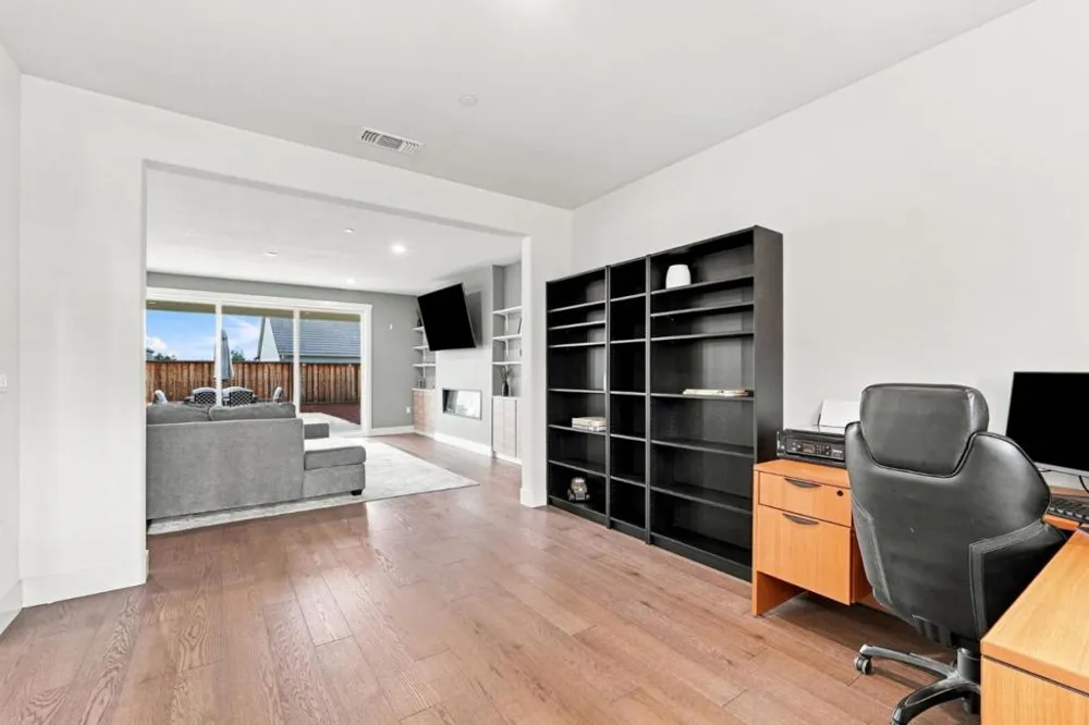 423 Brendan Court Hollister, CA 95023