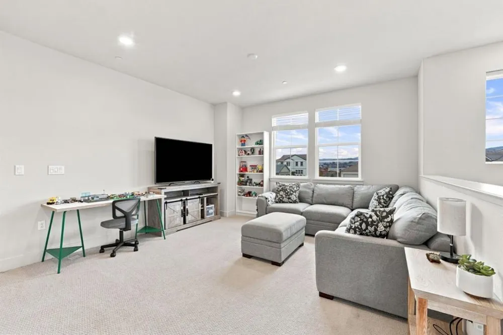 423 Brendan Court Hollister, CA 95023