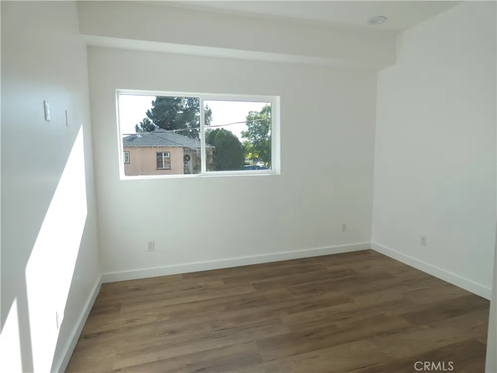 6034 Craner Avenue North Hollywood, CA 91606