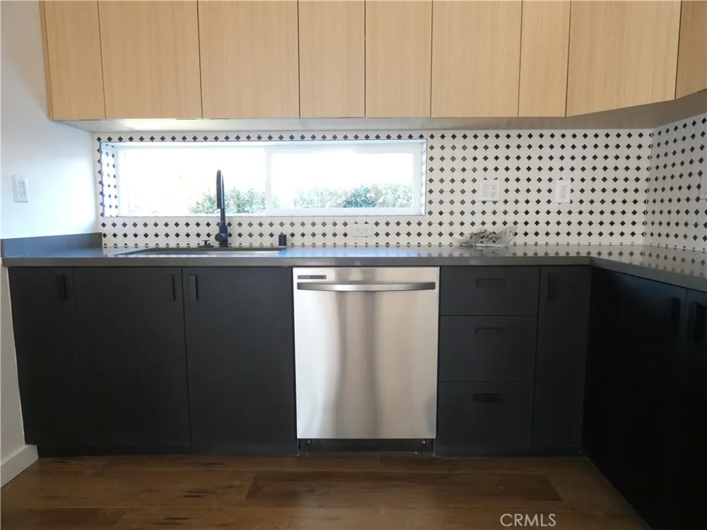 6034 Craner Avenue North Hollywood, CA 91606