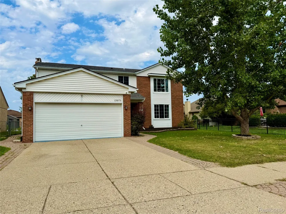15873 Nathan Drive Macomb Township, MI 48044