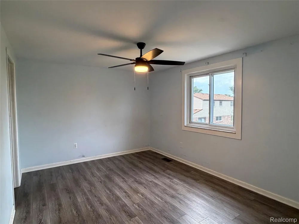 15873 Nathan Drive Macomb Township, MI 48044