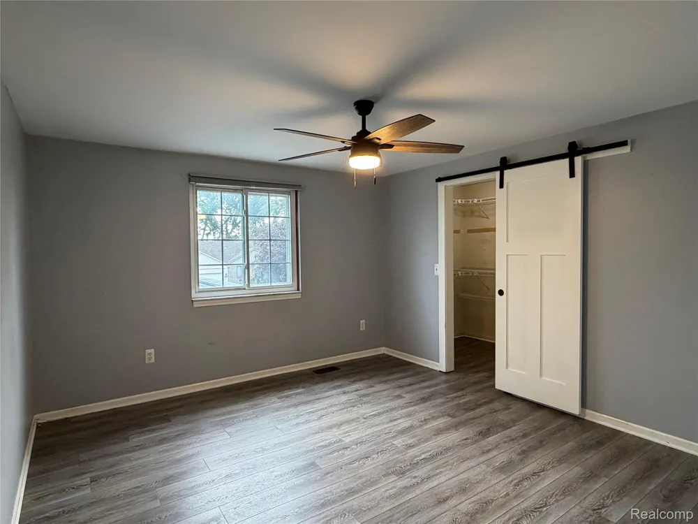 15873 Nathan Drive Macomb Township, MI 48044