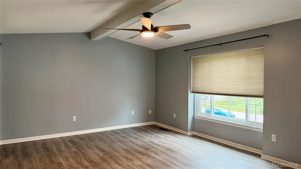 15873 Nathan Drive Macomb Township, MI 48044