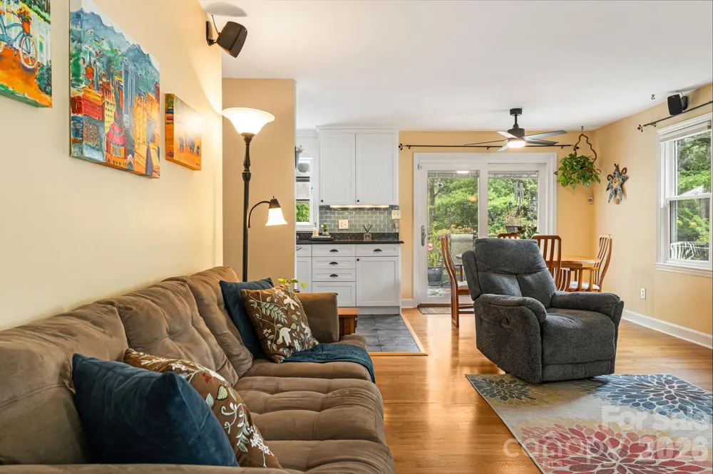49 White Pine Drive Asheville, NC 28805