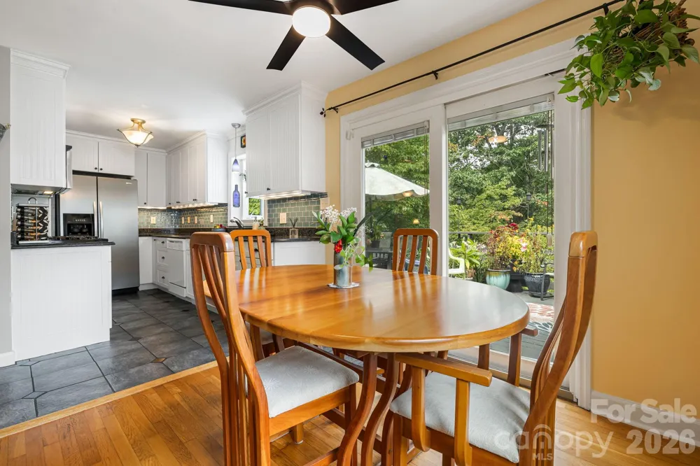 49 White Pine Drive Asheville, NC 28805
