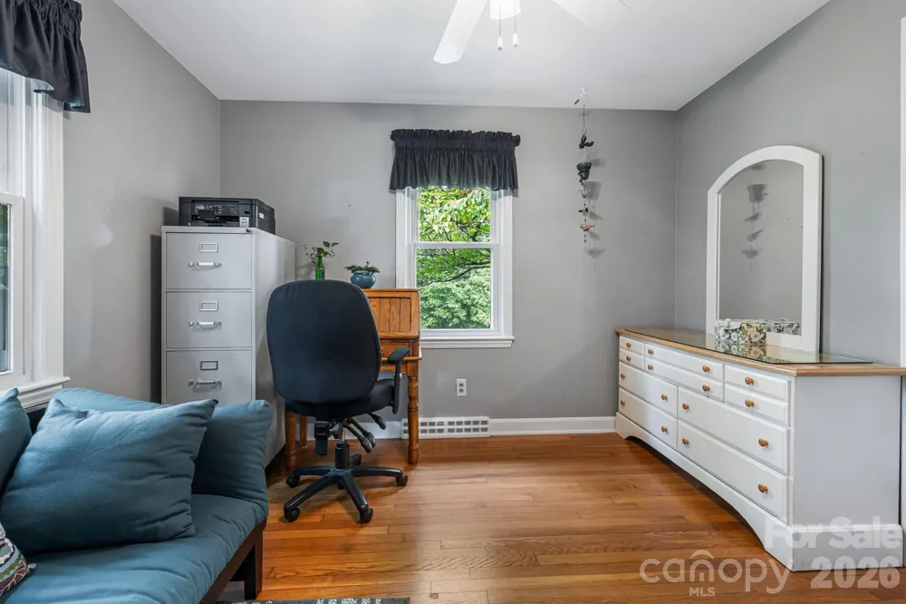 49 White Pine Drive Asheville, NC 28805