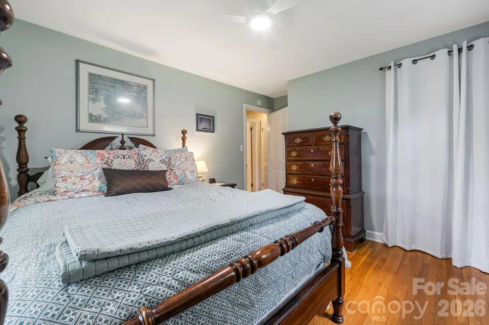 49 White Pine Drive Asheville, NC 28805