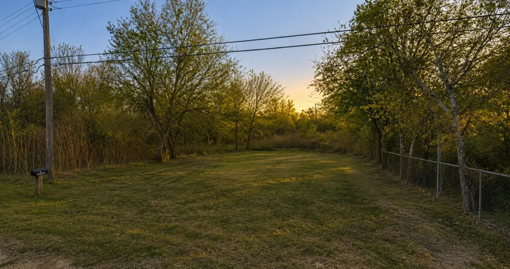 301 E 20th Street #A Bellmead, TX 76705