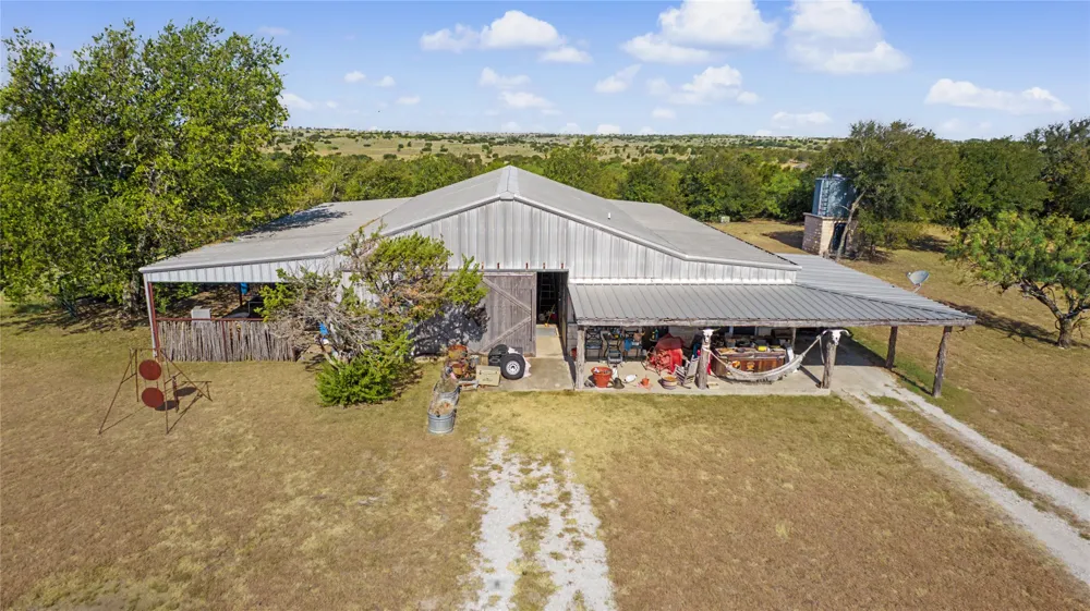 20000 S Highway 377 Cresson, TX 76035