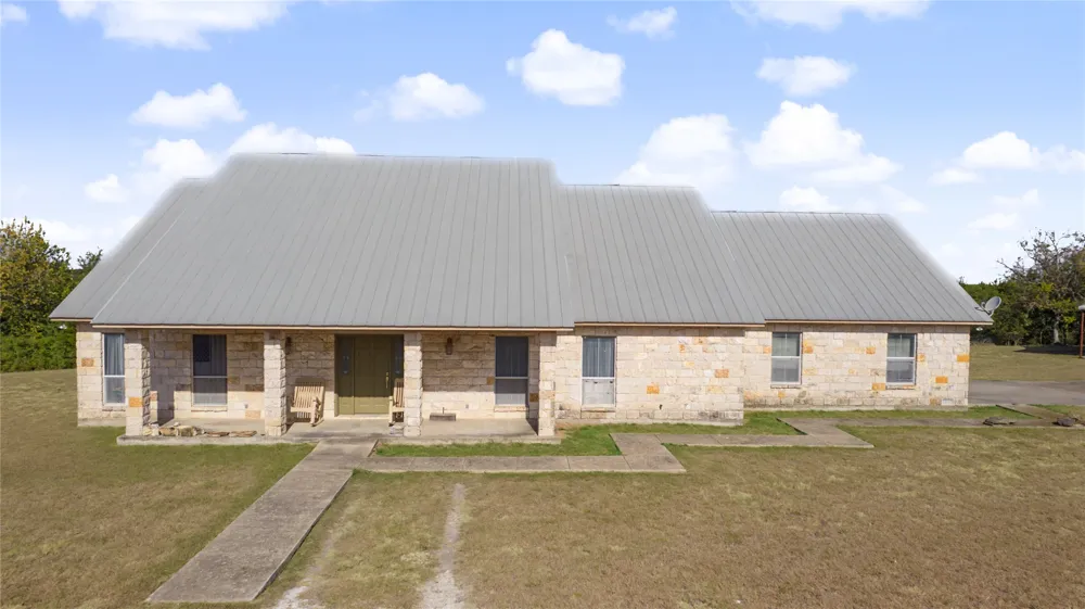 20000 S Highway 377 Cresson, TX 76035