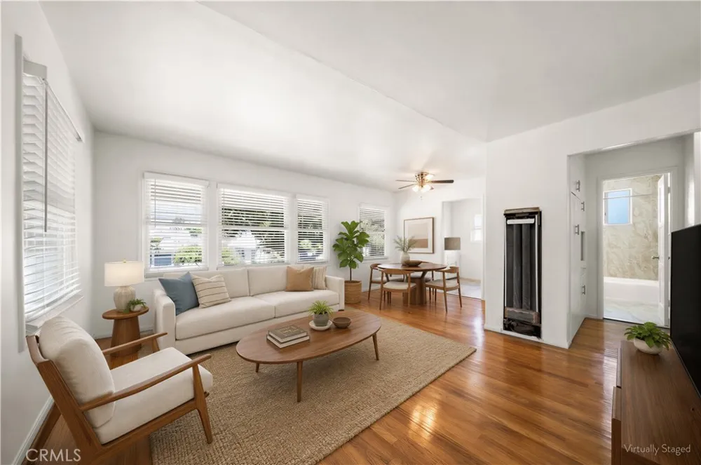 1136 Linden Avenue Long Beach, CA 90813