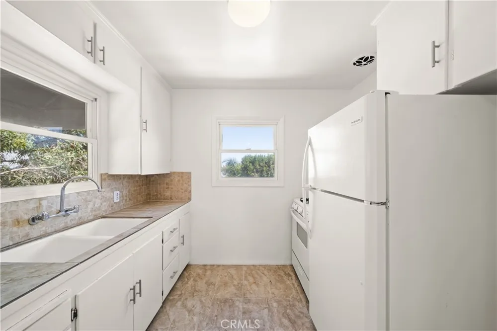 1136 Linden Avenue Long Beach, CA 90813