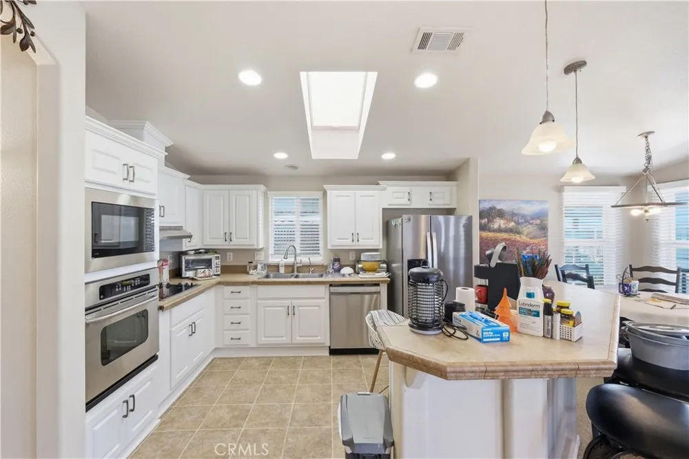 14851 Jeffrey #198 Irvine, CA 92618