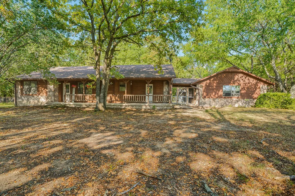16771 County Road 3547 Ada, OK 74820