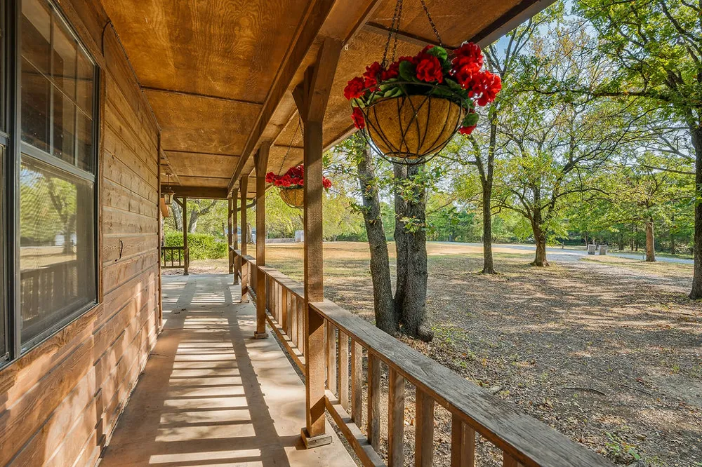 16771 County Road 3547 Ada, OK 74820