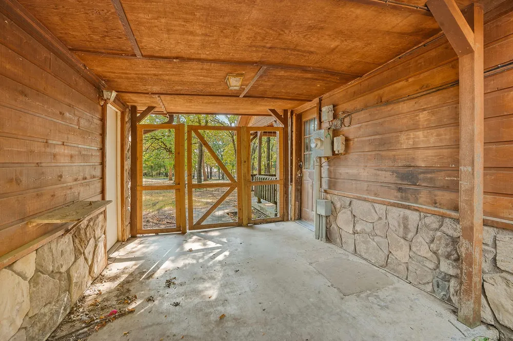 16771 County Road 3547 Ada, OK 74820