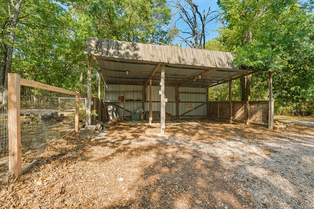 16771 County Road 3547 Ada, OK 74820