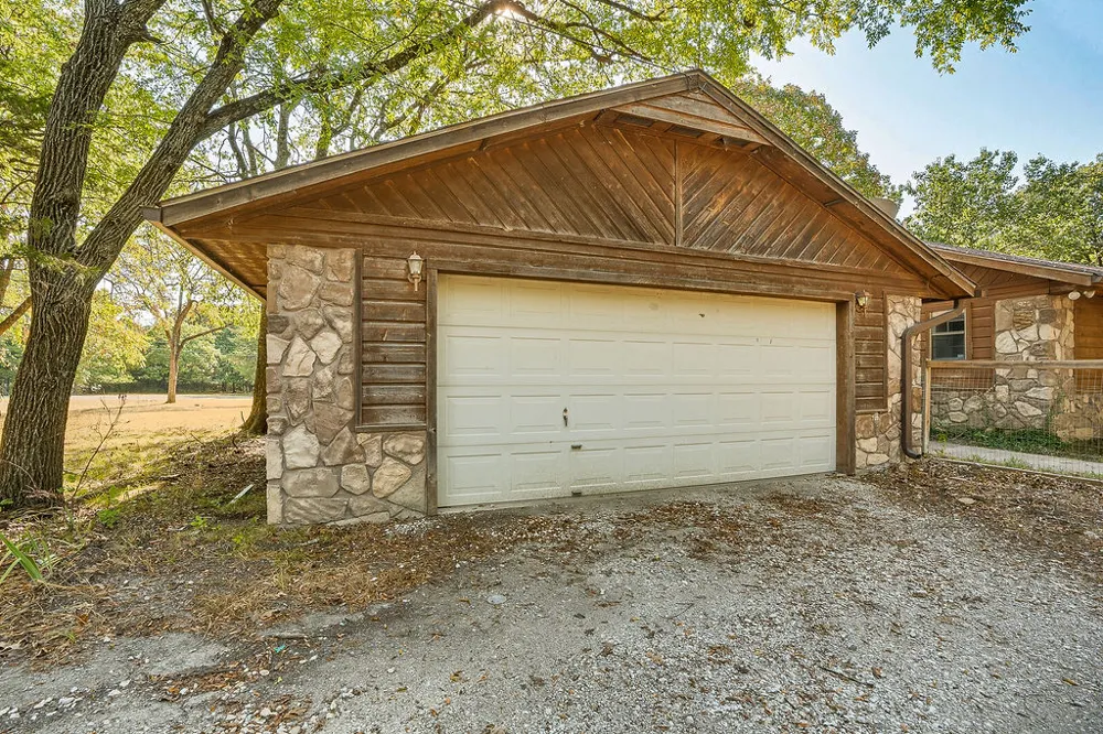 16771 County Road 3547 Ada, OK 74820